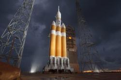 开云平台-约基奇封神之战，湖人主场遭逆转，山西演绎东方神话