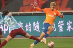 开云体育中国-包含河南队在主场巩固优势，击败强劲对手的词条