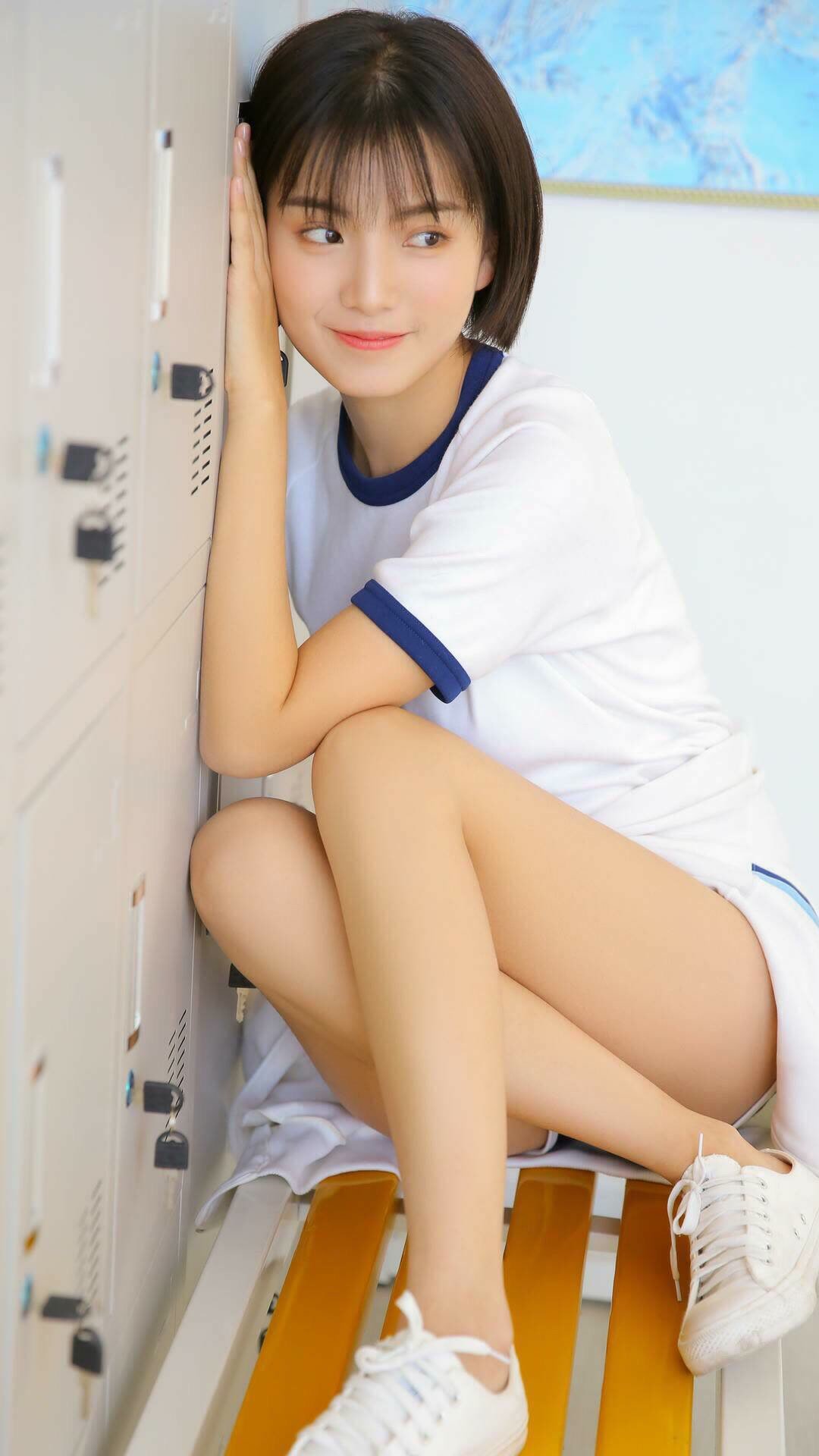 绿茵与赛道的交响曲，当巴萨斩落苏格兰，内马尔在F1街道赛接管比赛