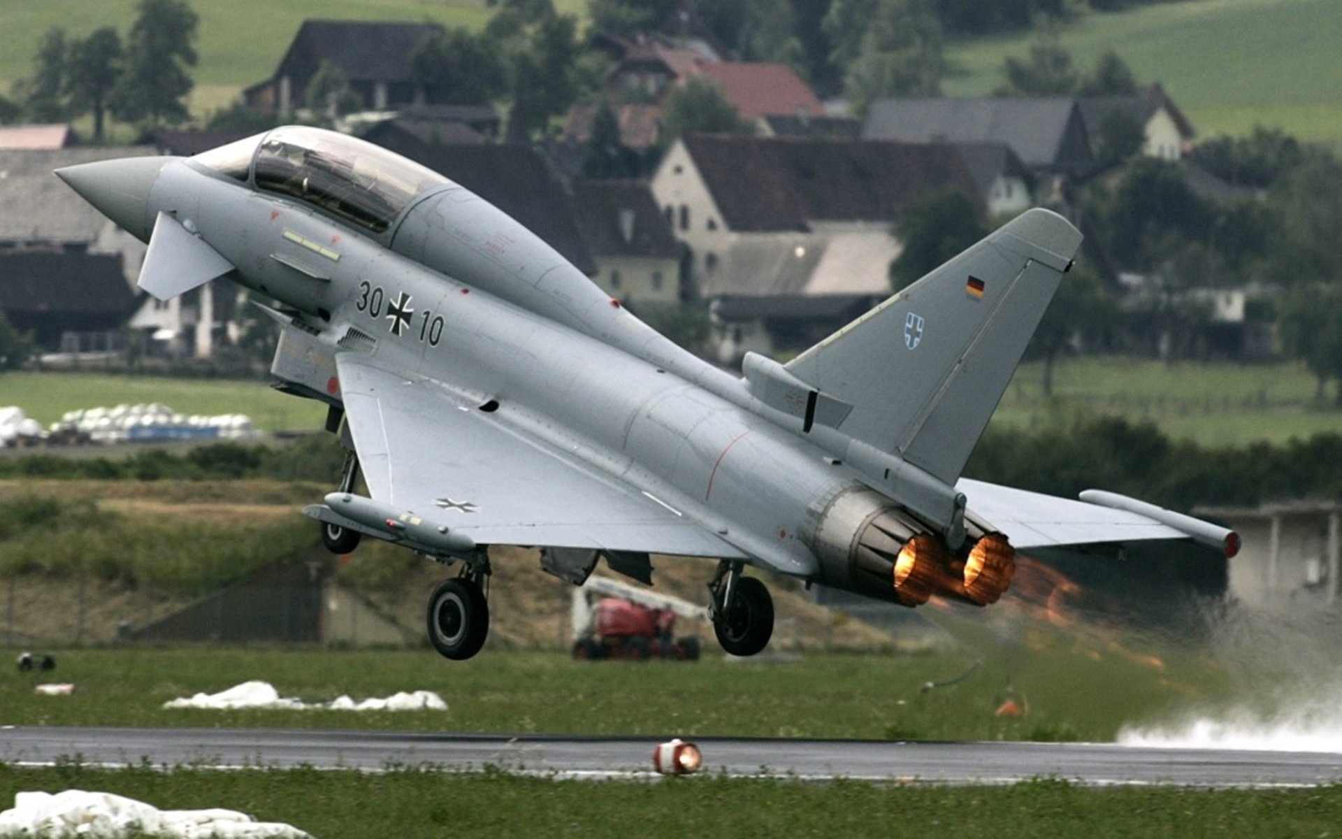 塔图姆爆发狂砍45分创赛季新高，热火压哨逆转雷霆豪取关键胜利