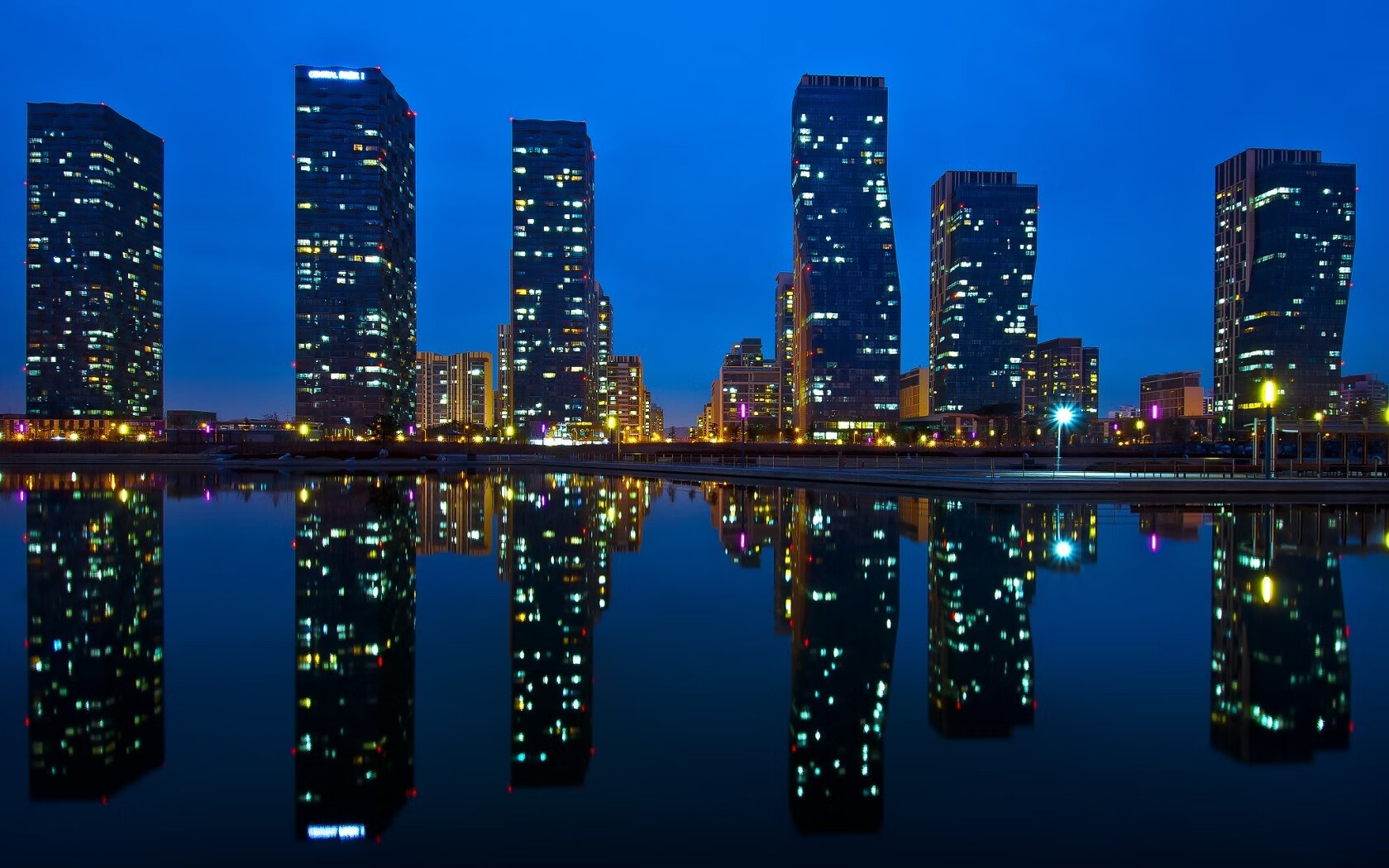 辽宁队逆袭之夜，哈利伯顿三记致命三分击碎凯尔特人