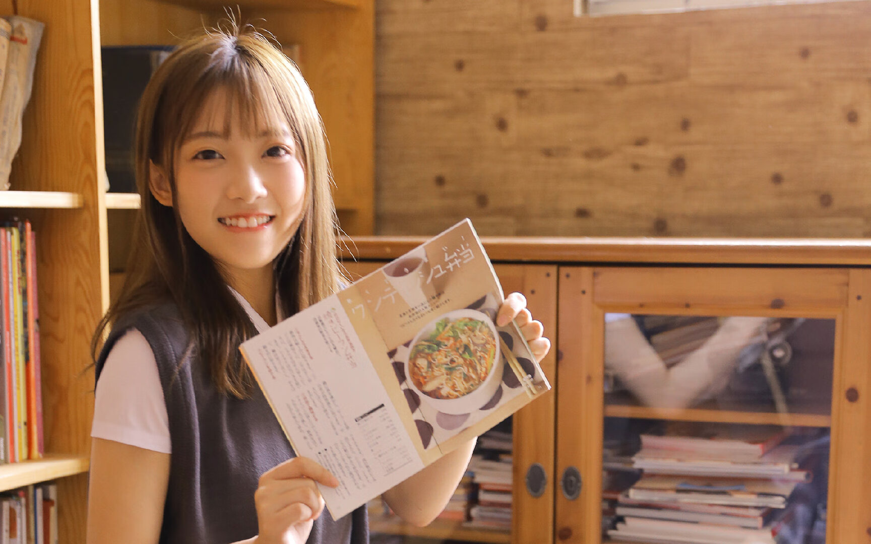 双雄对决!爱德华兹末节力挽狂澜,雄鹿鏖战加时险胜广厦