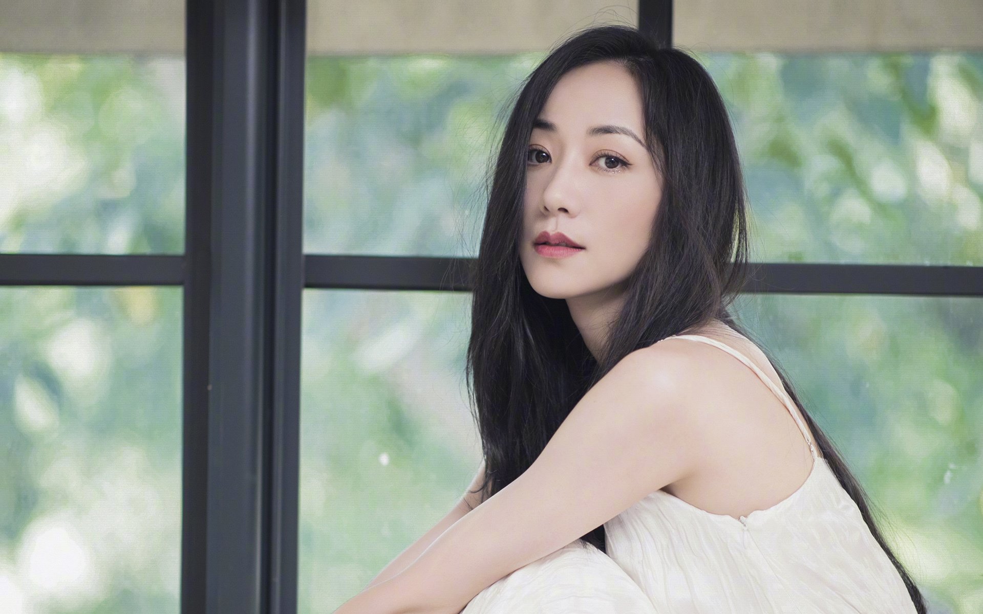 风暴眼中的英雄，贝恩一锤定音助德甲争冠战之夜沸腾